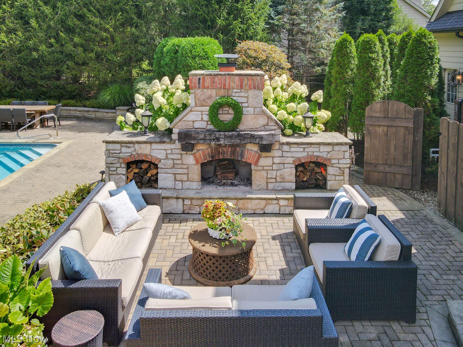17375 Lookout Drive Chagrin Falls OH 44023