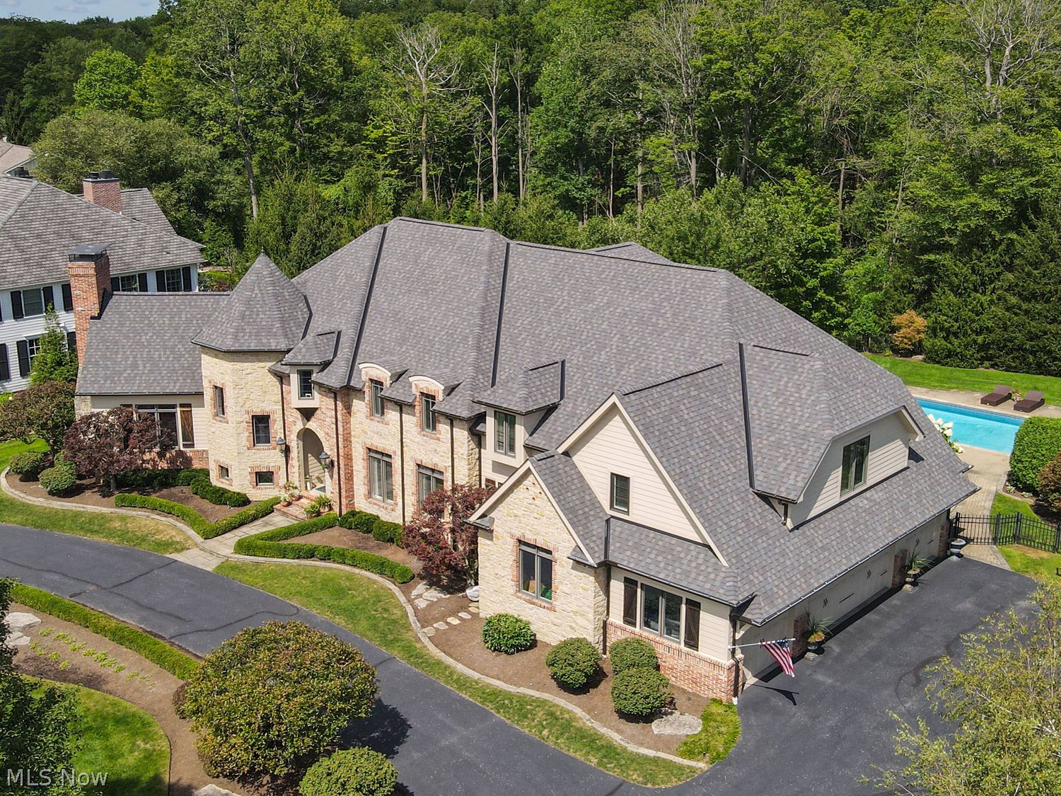 17375 Lookout Drive Chagrin Falls OH 44023