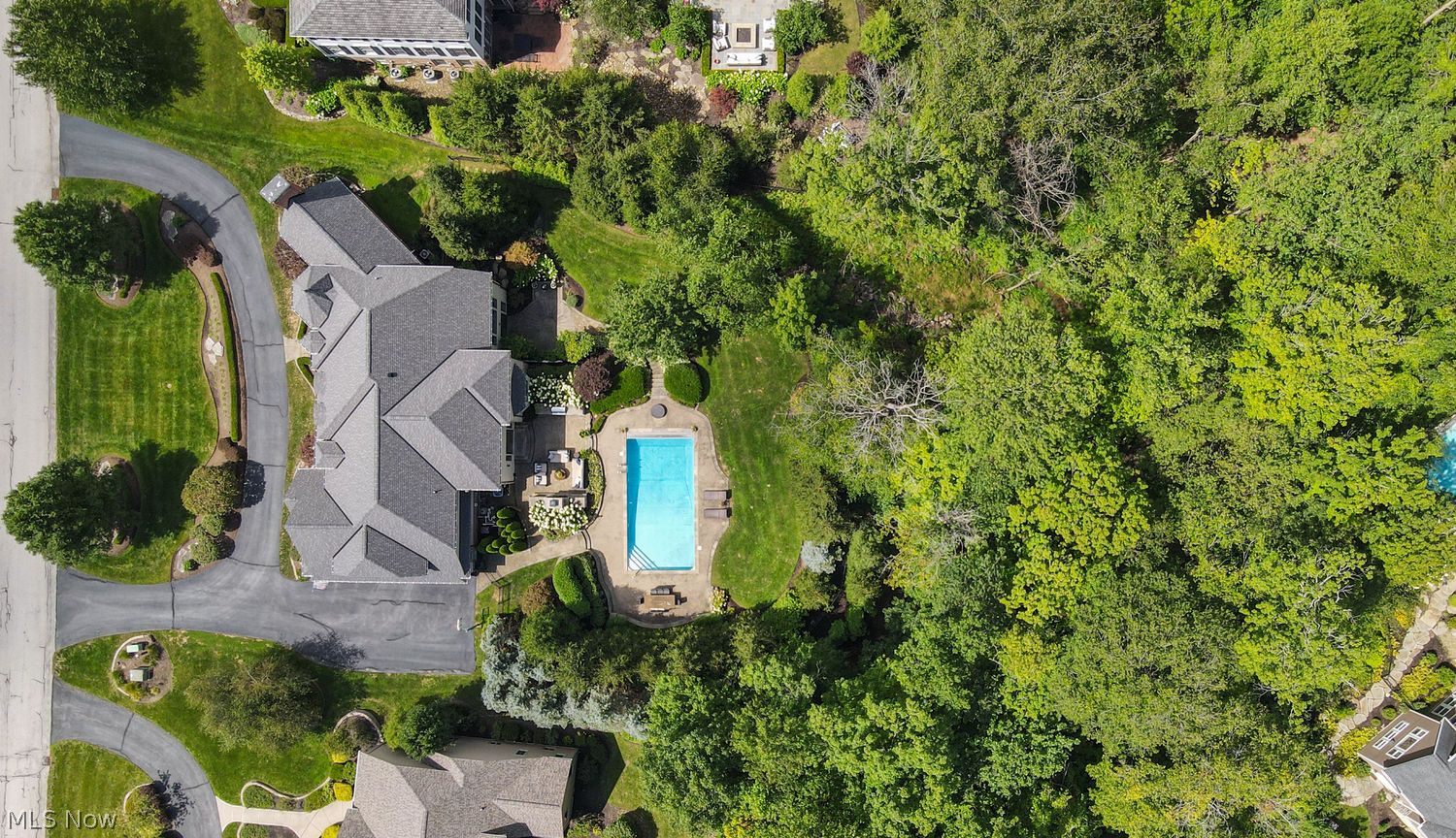 17375 Lookout Drive Chagrin Falls OH 44023