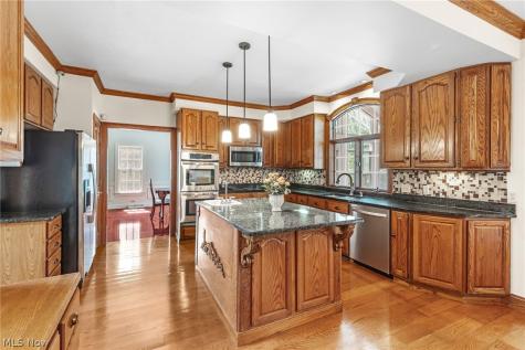 6170 Nicholson Drive Hudson OH 44236