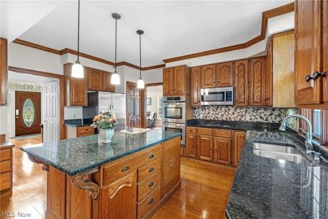 6170 Nicholson Drive Hudson OH 44236