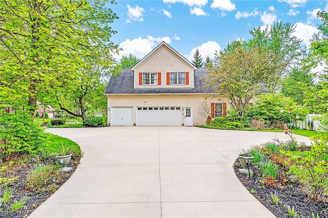 6170 Nicholson Drive Hudson OH 44236