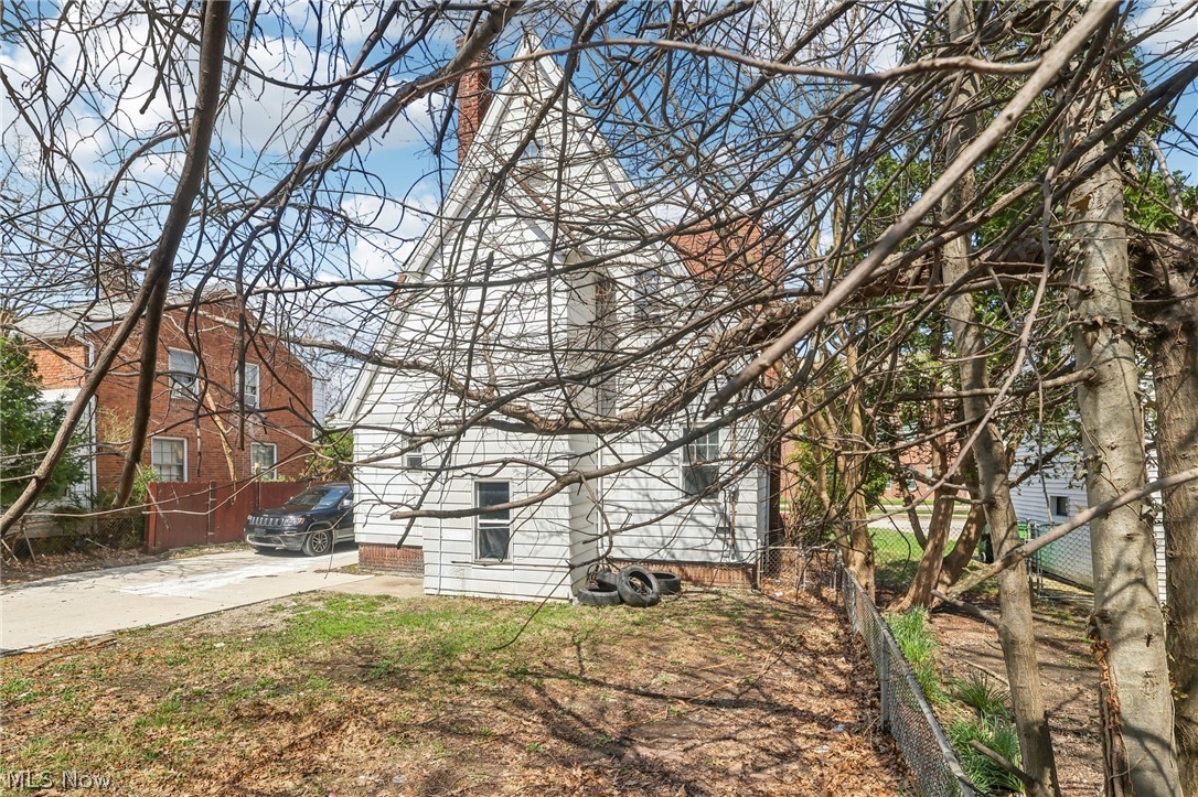 22350 Tracy Avenue Euclid OH 44123