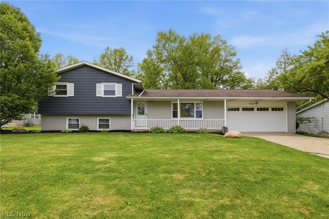 1264 Columbus Circle N Ashland OH 44805