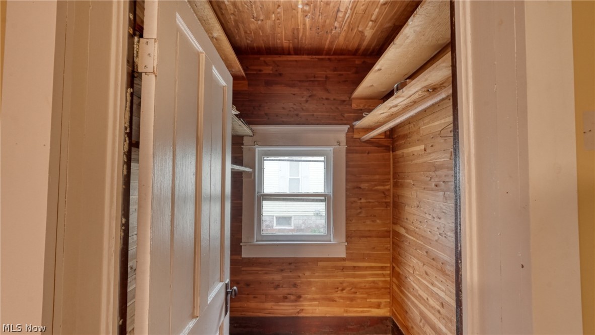 606 S 7th Street Cambridge OH 43725