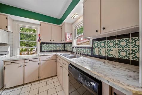 2853 Washington Boulevard Cleveland Heights OH 44118