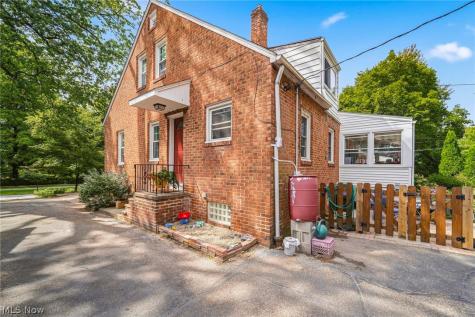 2853 Washington Boulevard Cleveland Heights OH 44118