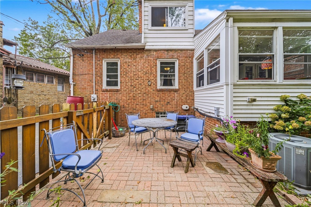 2853 Washington Boulevard Cleveland Heights OH 44118
