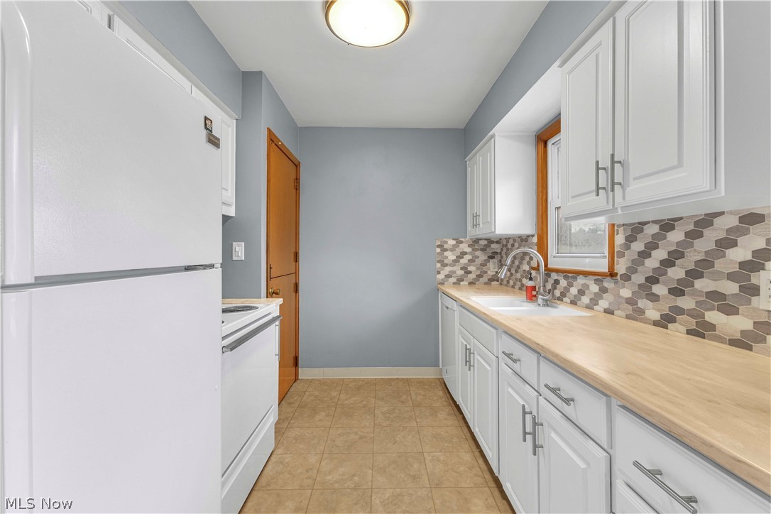 4050 Hilltop Drive Parma OH 44134
