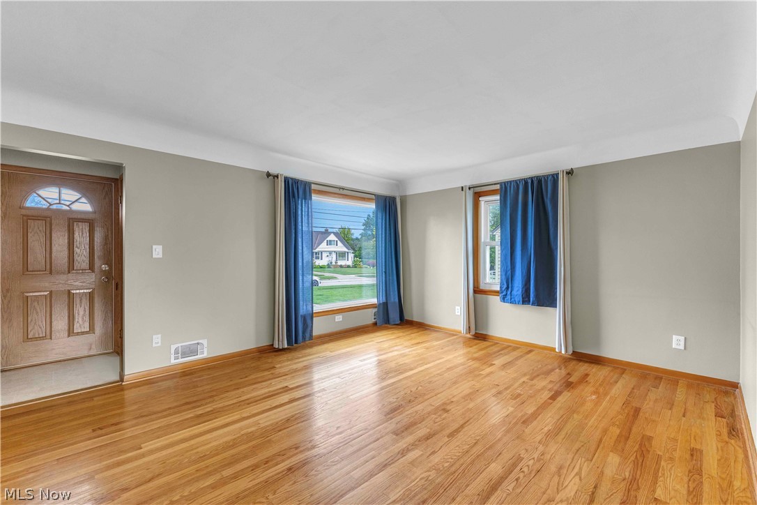 4050 Hilltop Drive Parma OH 44134
