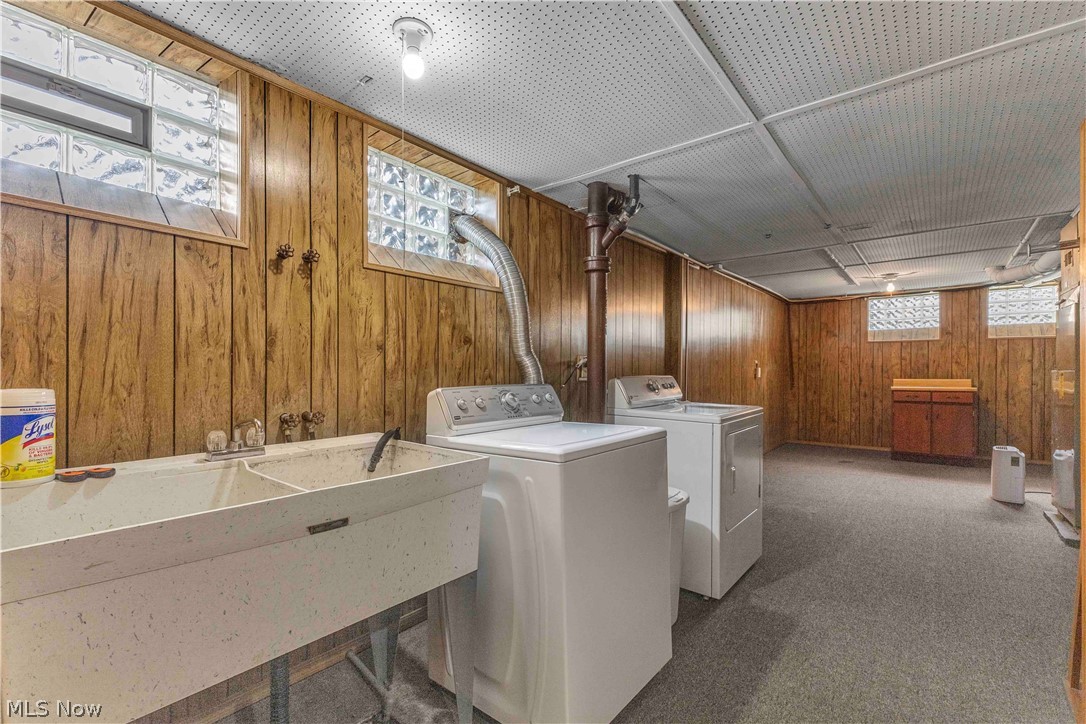 4050 Hilltop Drive Parma OH 44134