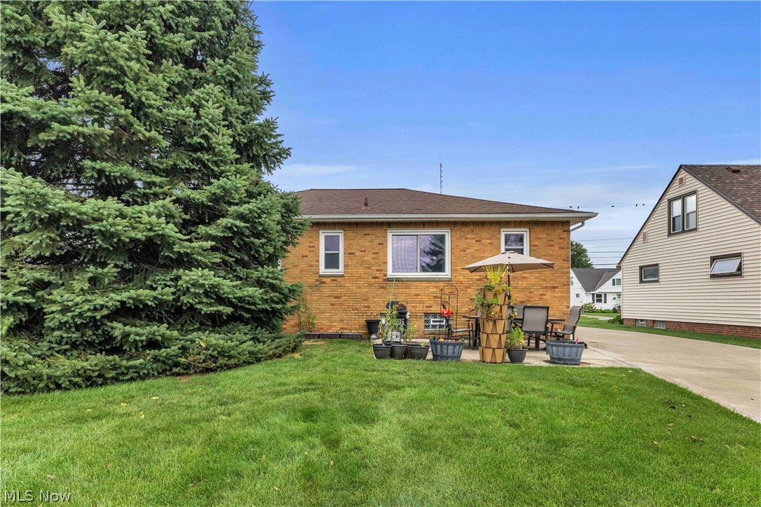 4050 Hilltop Drive Parma OH 44134