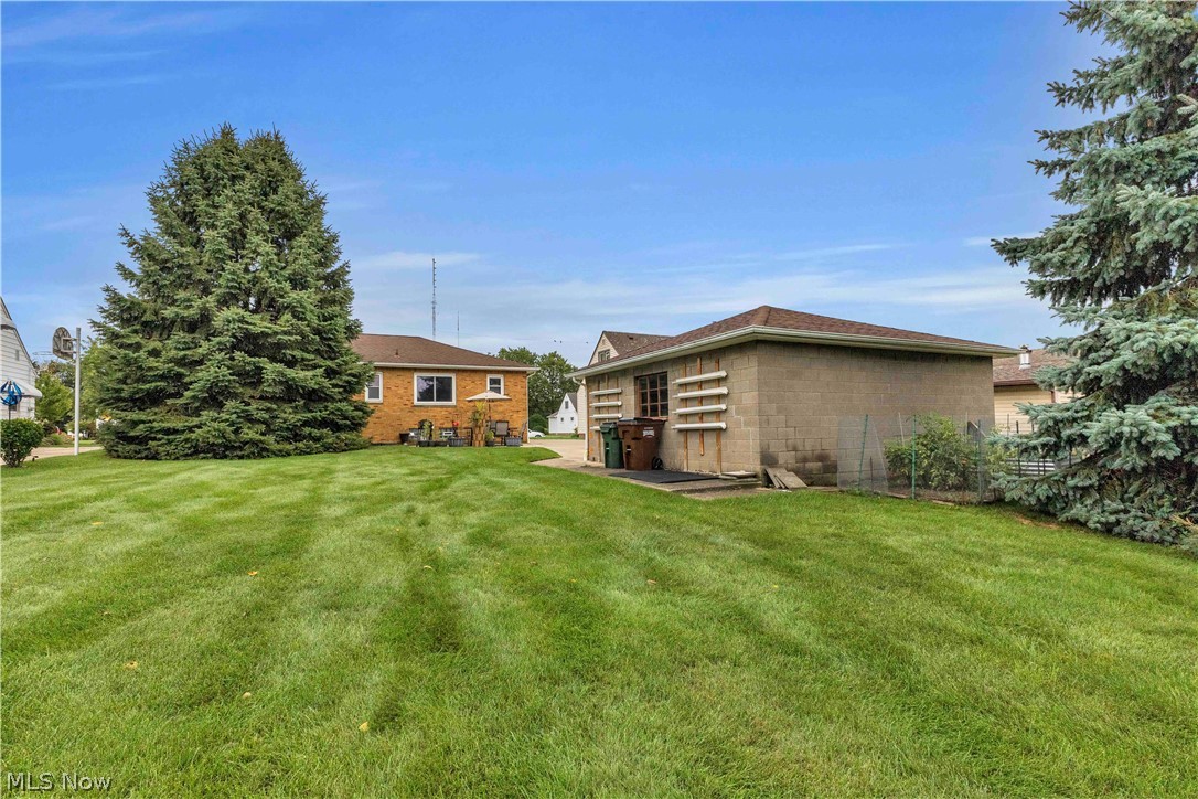 4050 Hilltop Drive Parma OH 44134