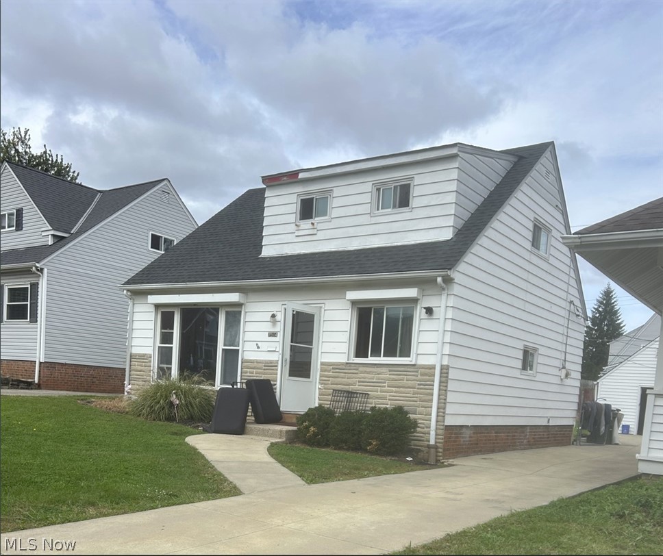 7514 Manhattan Avenue Parma OH 44129