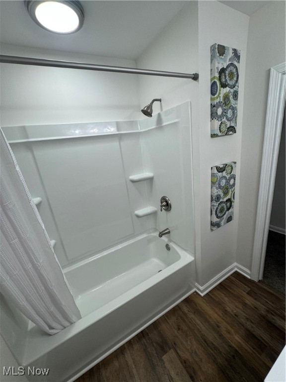 2442 Newton Street Akron OH 44305