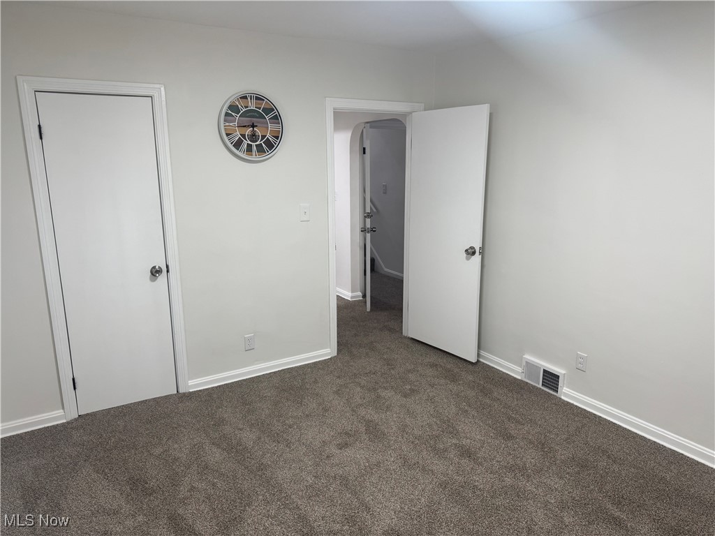 2442 Newton Street Akron OH 44305