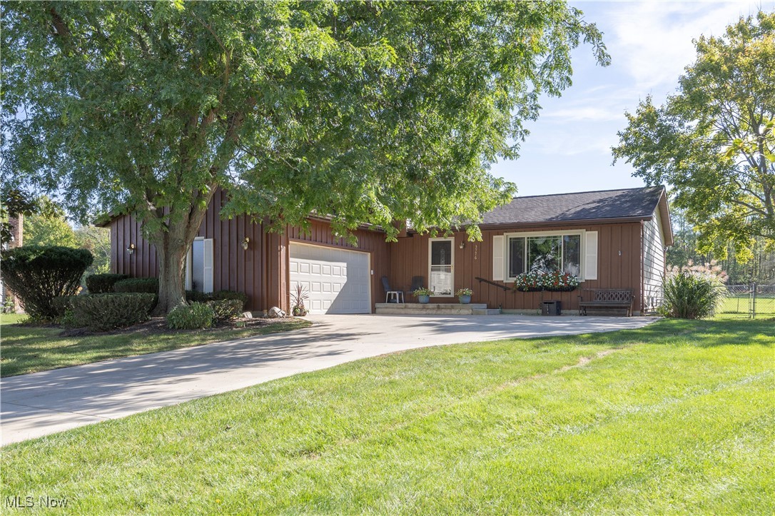 3776 Claridge Oval Brunswick OH 44212