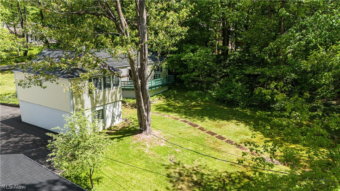 8253 Summit Drive Chagrin Falls OH 44023