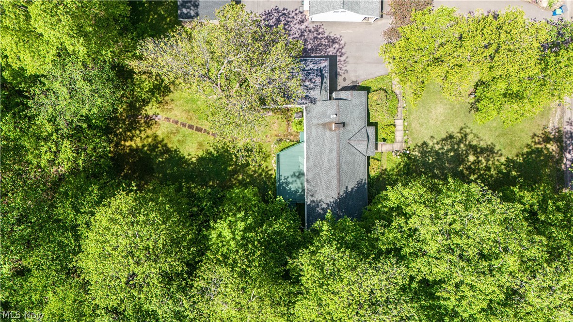 8253 Summit Drive Chagrin Falls OH 44023