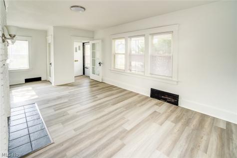 104 Columbus Street Bedford OH 44146