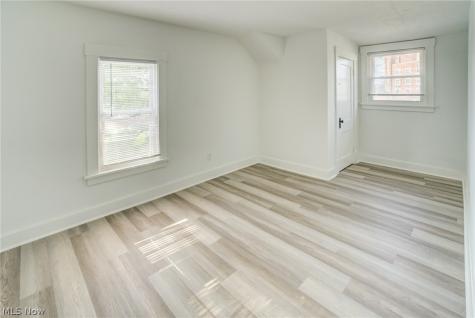 104 Columbus Street Bedford OH 44146