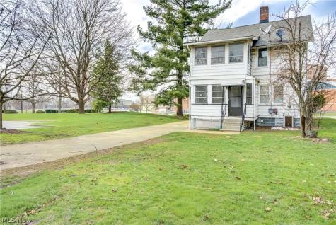104 Columbus Street Bedford OH 44146