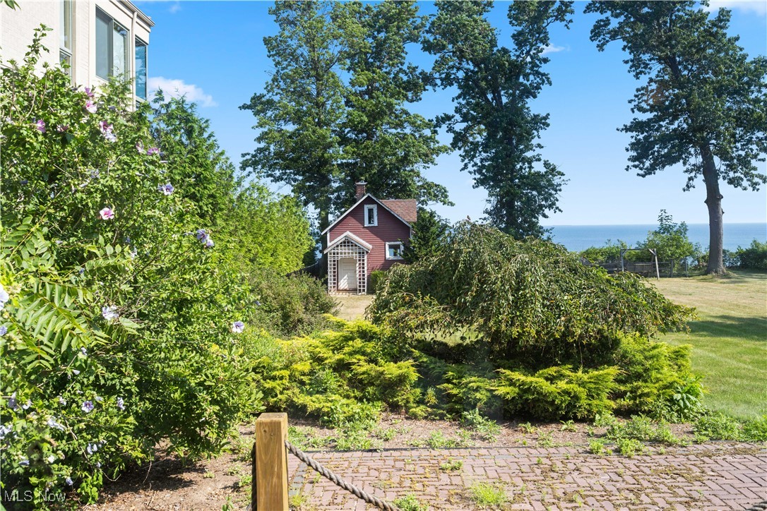 24510 Lake Road Bay Village OH 44140