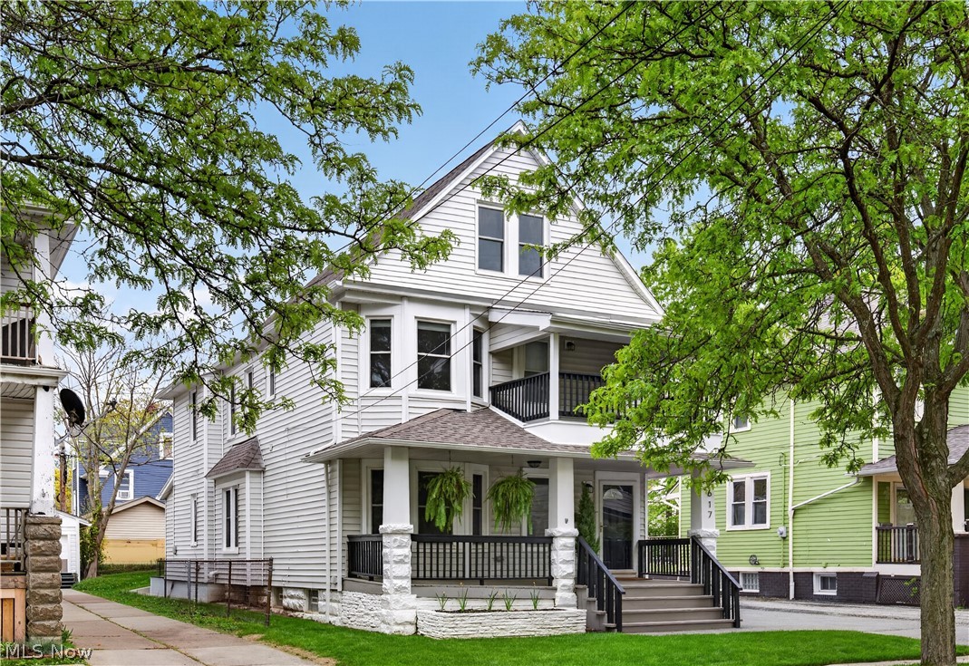 1617 Larchmont Avenue Lakewood OH 44107