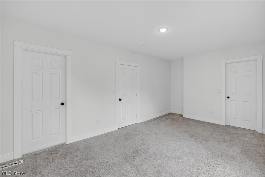 1617 Larchmont Avenue Lakewood OH 44107