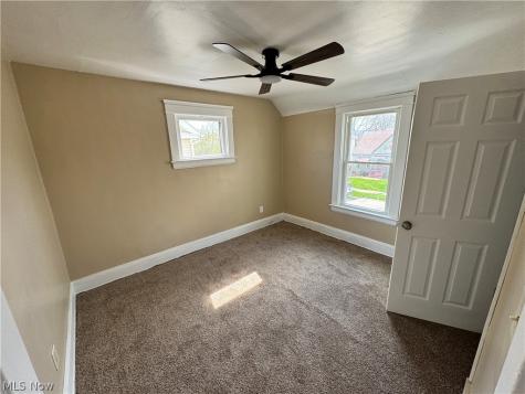 3059 W 111th Street Cleveland OH 44111