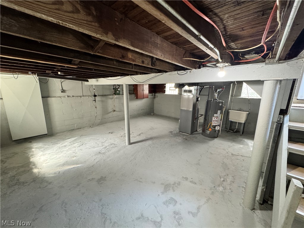 3059 W 111th Street Cleveland OH 44111