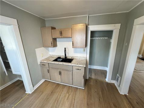 3059 W 111th Street Cleveland OH 44111