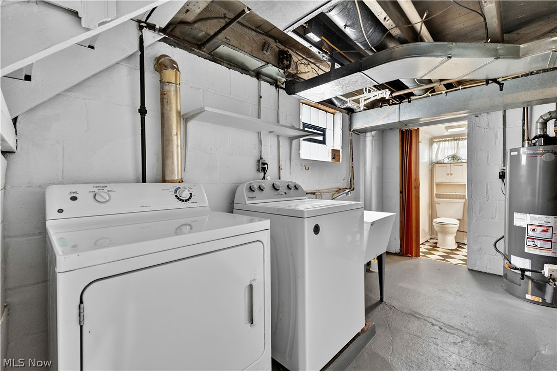 663 Boyd Street NE Masury OH 44438