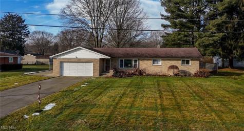5042 Laddie Drive New Franklin OH 44319