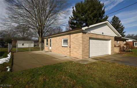 5042 Laddie Drive New Franklin OH 44319