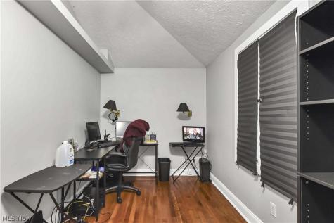 471 Columbus Street Bedford OH 44146