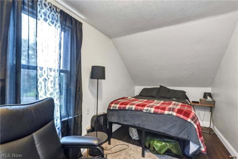 471 Columbus Street Bedford OH 44146