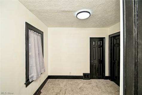 1228 Arnold Avenue Akron OH 44305
