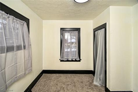 1228 Arnold Avenue Akron OH 44305