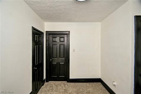 1228 Arnold Avenue Akron OH 44305