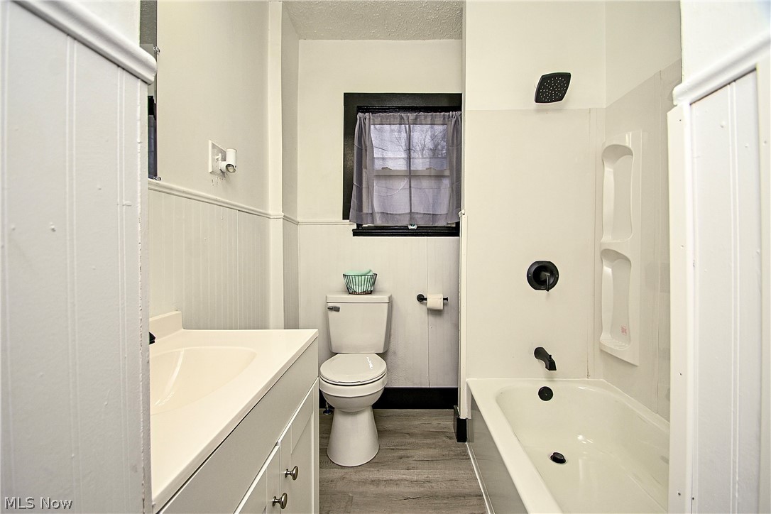 1228 Arnold Avenue Akron OH 44305