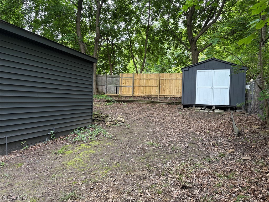 1228 Arnold Avenue Akron OH 44305