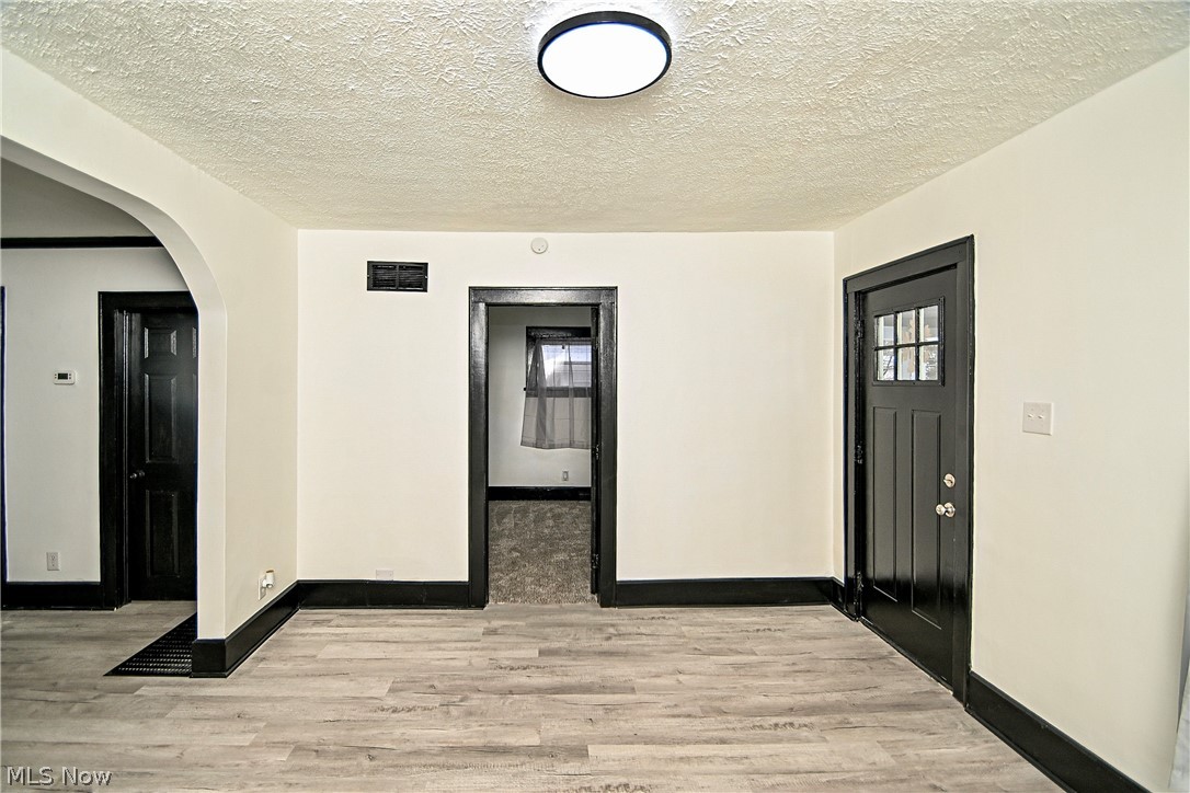 1228 Arnold Avenue Akron OH 44305