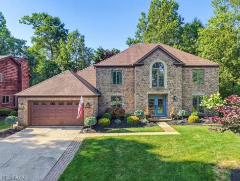 17553 Deer Ridge Circle Strongsville OH 44136