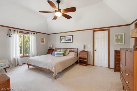 17553 Deer Ridge Circle Strongsville OH 44136