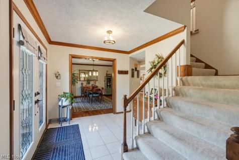 17553 Deer Ridge Circle Strongsville OH 44136
