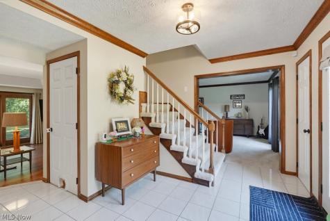 17553 Deer Ridge Circle Strongsville OH 44136
