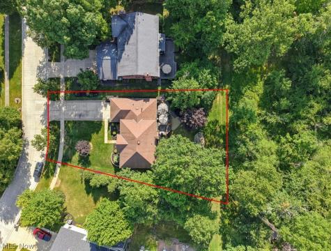 17553 Deer Ridge Circle Strongsville OH 44136