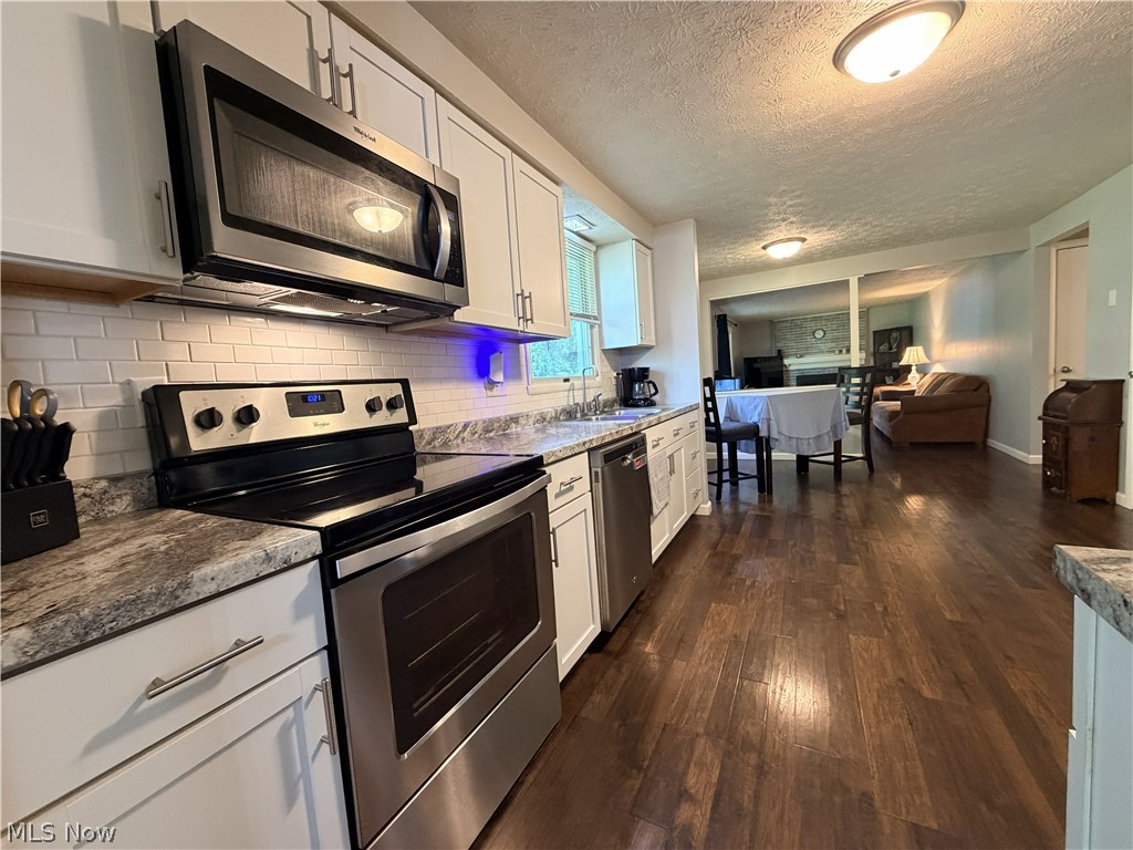 520 Heatherwood Drive SE Warren OH 44484
