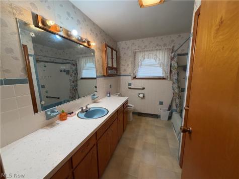1330 Columbus Road Wooster OH 44691